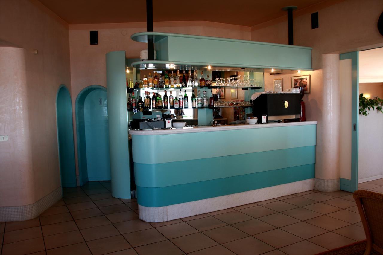 Hotel Excelsior Fano Buitenkant foto